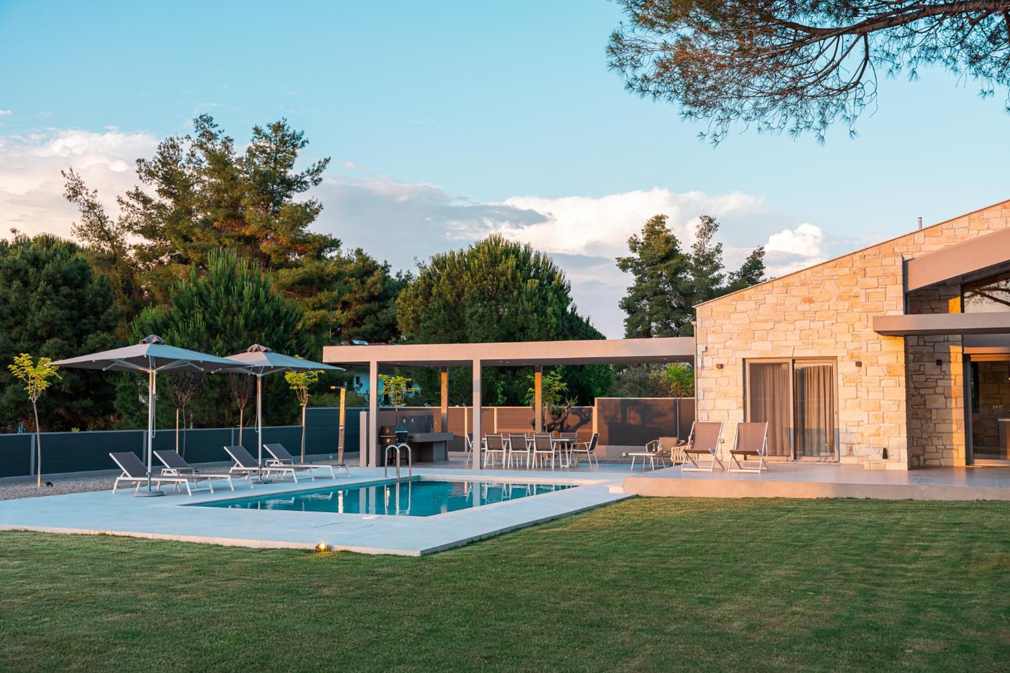 Terra Petra Luxury By Travel Pro Services- Halkidiki Вурвуру